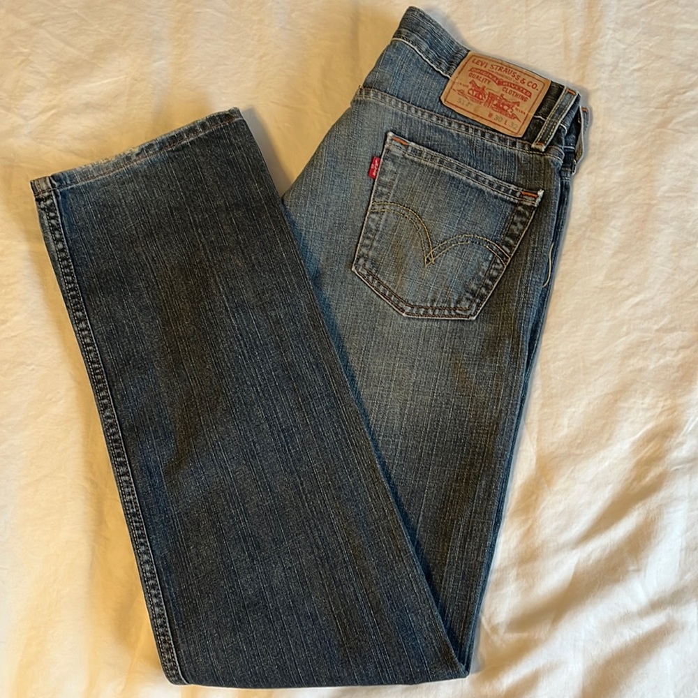 EUC Vintage Levi's slim straight 514 size W30. L32